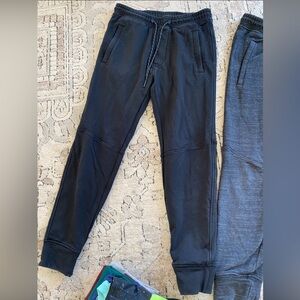 American Eagle 24/7 joggers in black/ activewear athleisure joggers